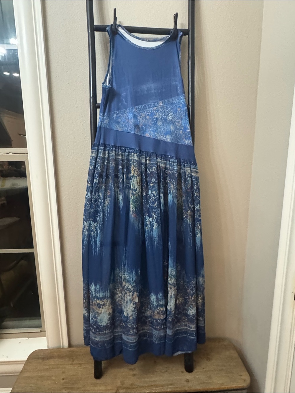 NWOT Blue Printed Sleeveless Maxi Dress
